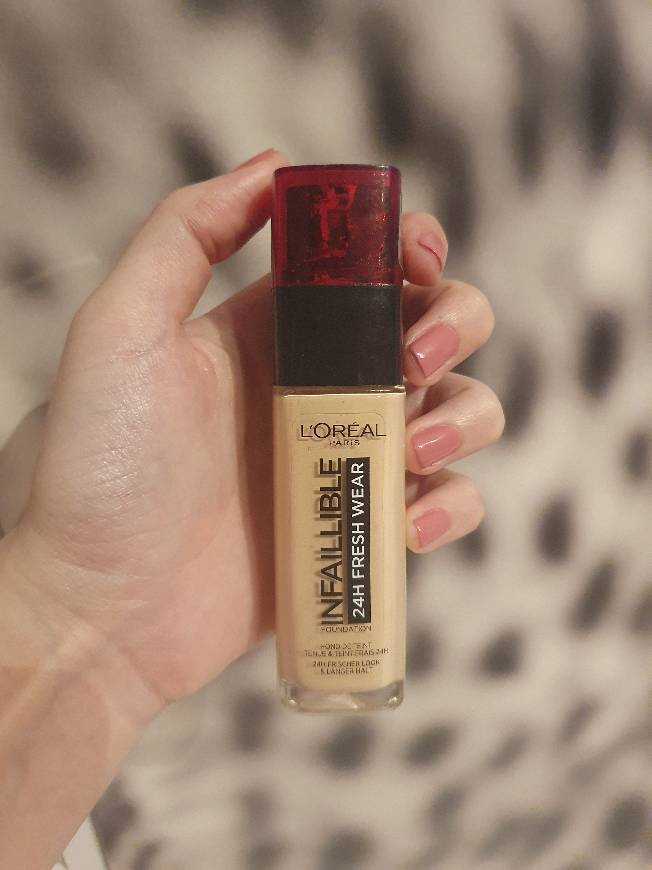 Social L'Oreál infalible 24 fresh wear