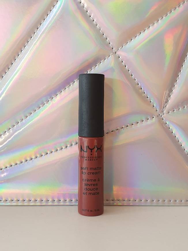 Social NYX Professional Makeup Pintalabios Soft Matte Lip Cream, Acabado cremoso mate, Color