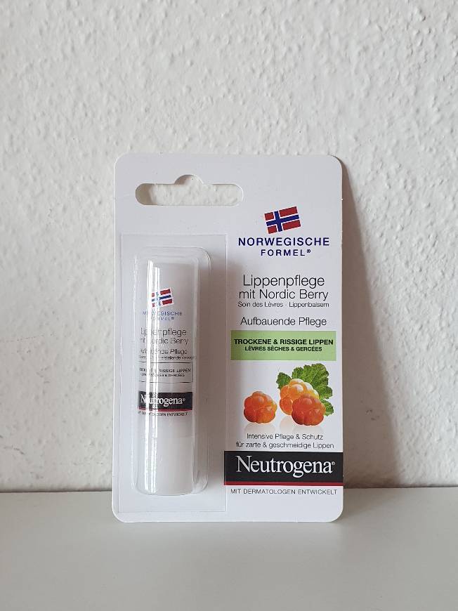 Social Neutrogena Norwegian Formula Nordic Berry Lip 4.8 g - Lip Balm Lip Care -