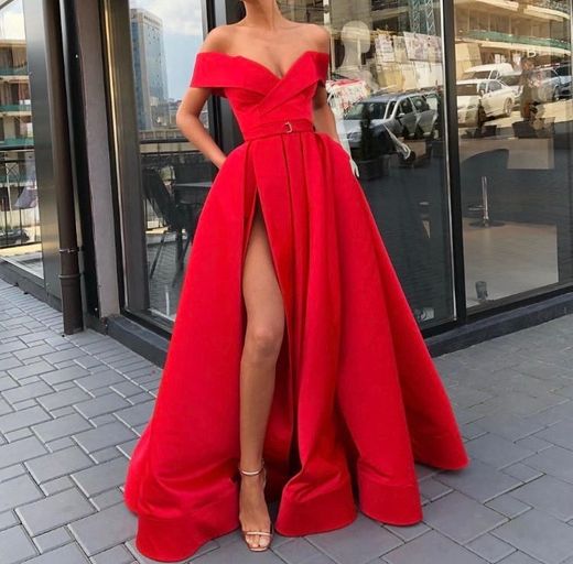 Vestido de gala vermelho ✨
