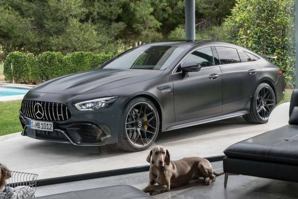 Moda Mercedes-AMG GT 63 S 4MATIC+ 4-Door Coupé.