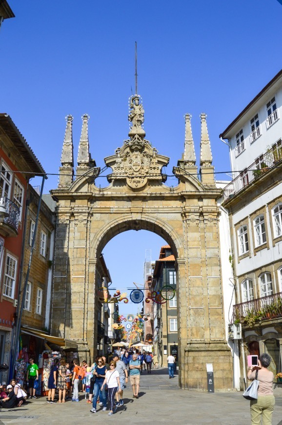 Place Arco da Porta Nova