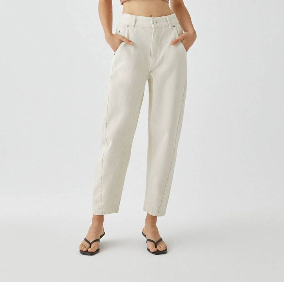 Jeans slouchy com costura lateral