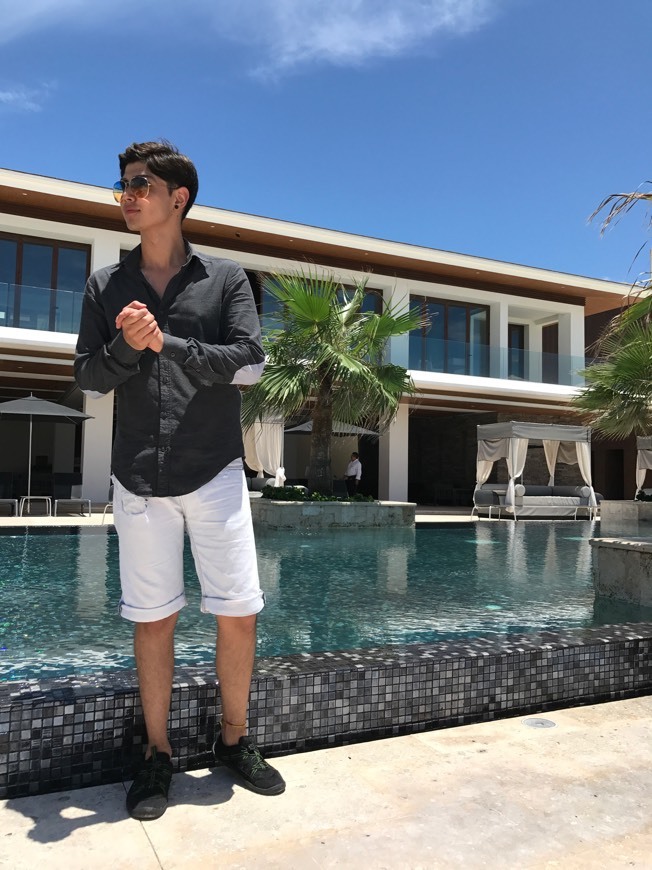 Place Mamita's Beach Club