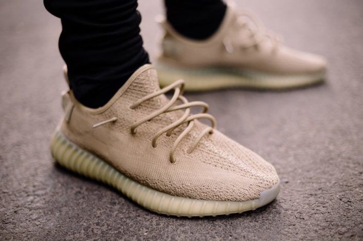 Moda ADIDAS Yeezy Boost 350 V2