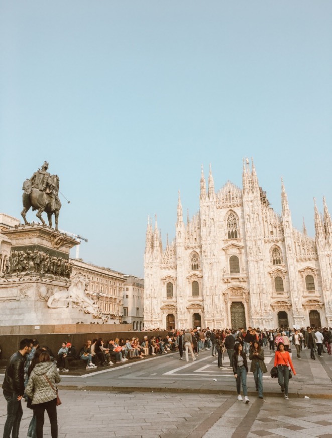 Lugar Piazza Duomo