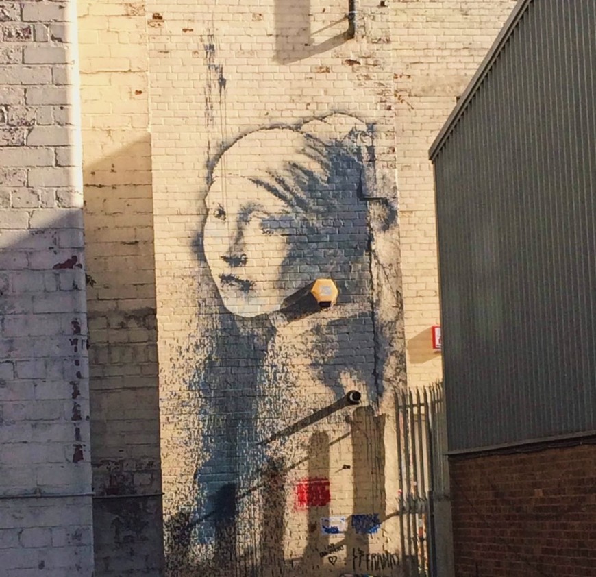 Place Banksy's The Girl With Pearl Earring