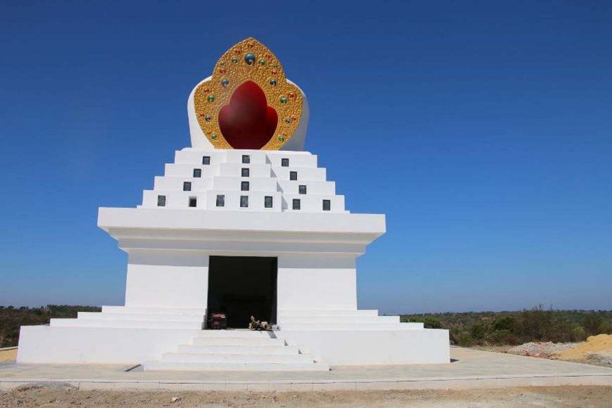 Lugar Centro de Retiros Thubten Phuntsog Gephel Ling