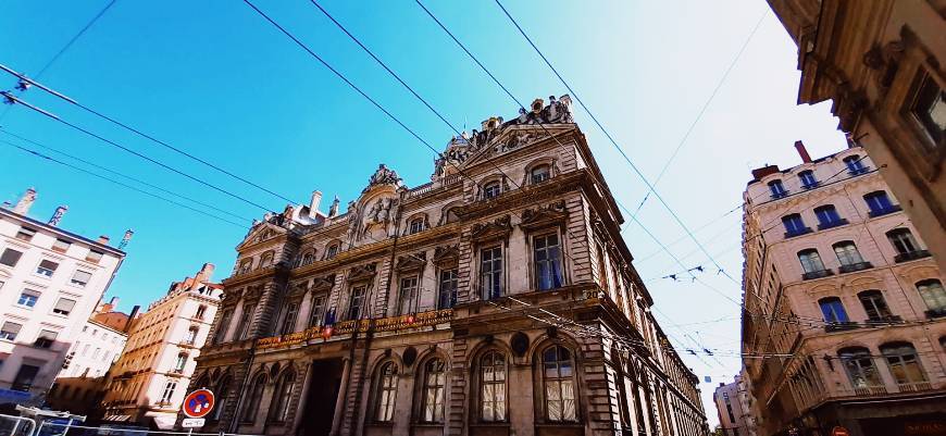 Place Rue Grolée