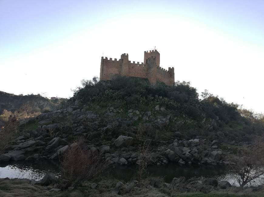 Place Castelo de Almourol