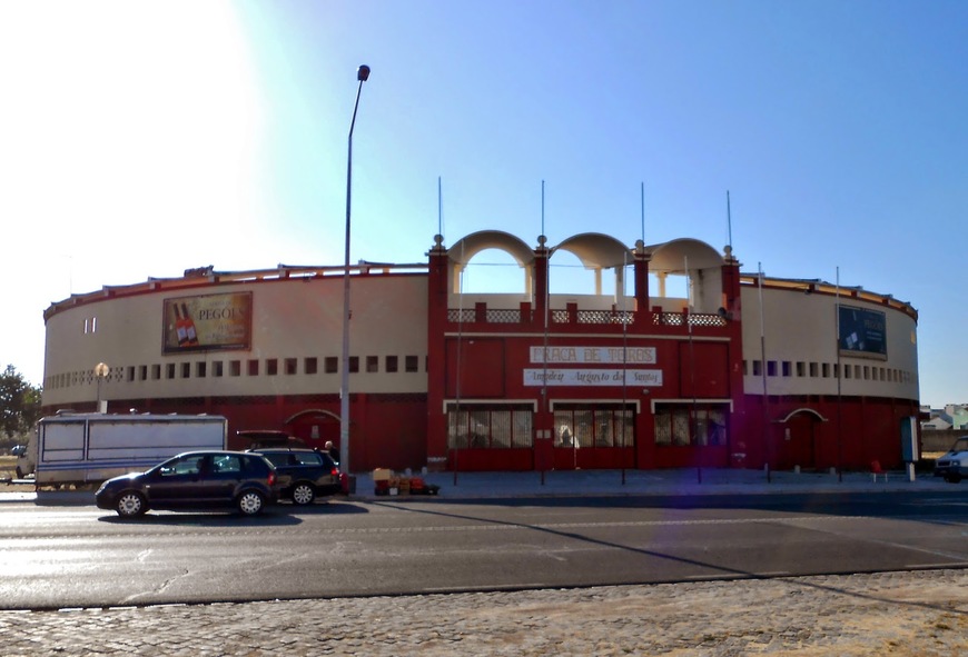 Lugar Praça de Touros Amadeu Augusto dos Santos