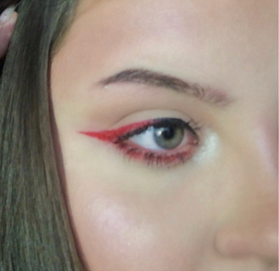 Fashion Red Liner 