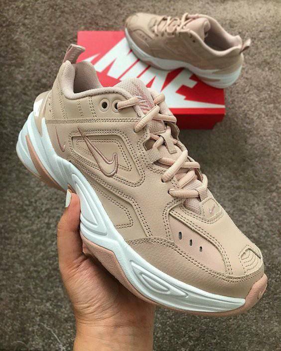 Social Nike M2K Teknk