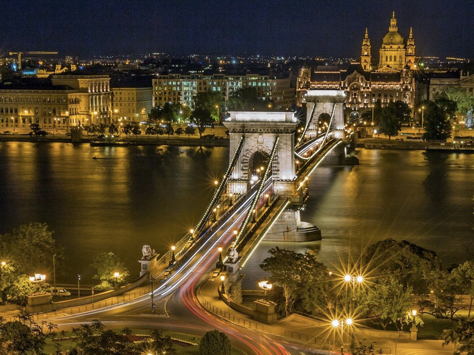 Place Puente de las Cadenas