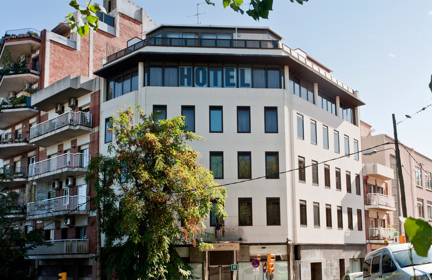 Lugar Hotel Aristol