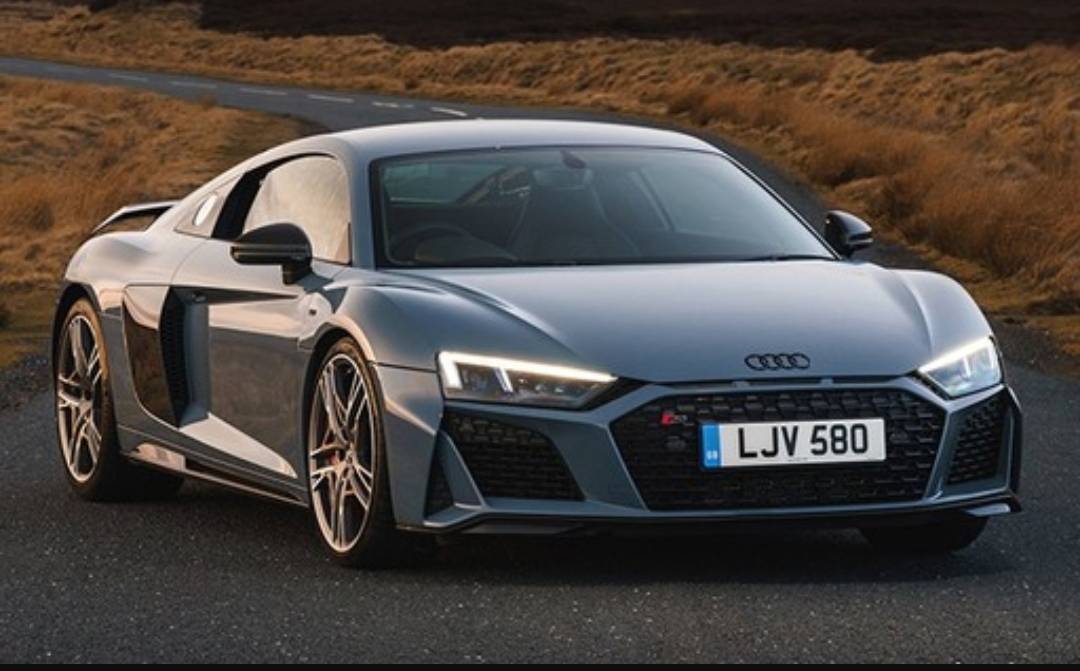 Moda Audi R8