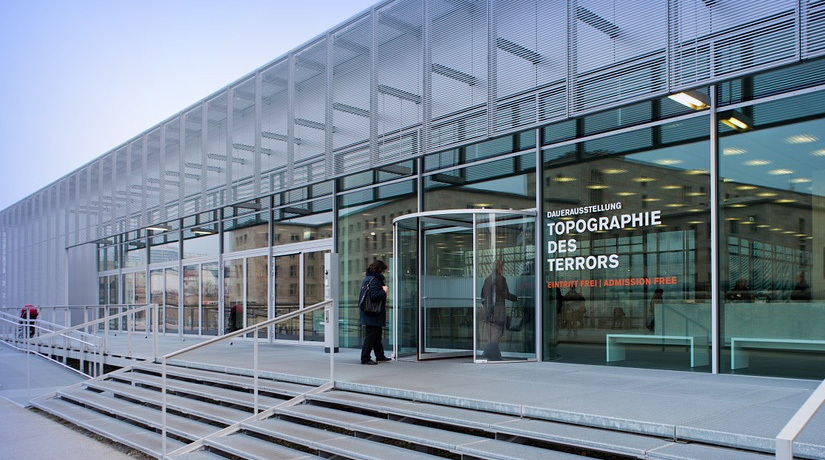 Lugar Topography of Terror