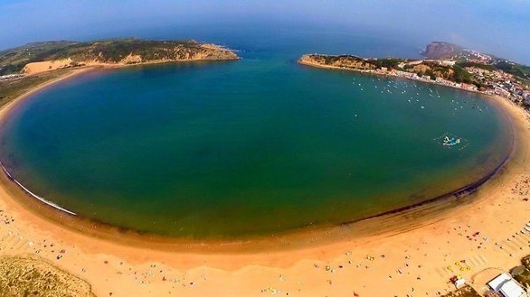 Place Praia de São Martinho do Porto