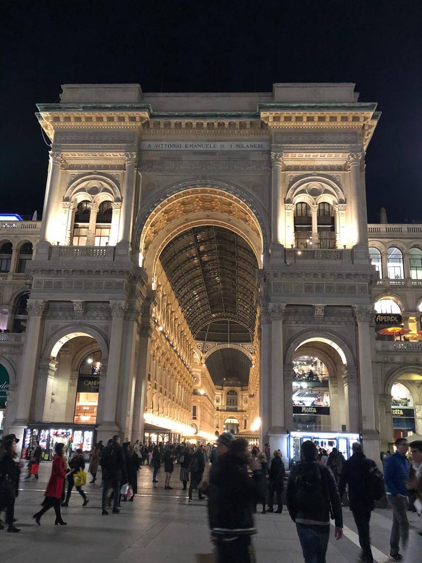 Place Galería Vittorio Emanuele II