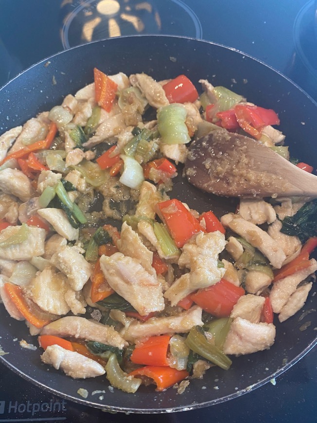 Fashion Pak Choi frango e pimentos 