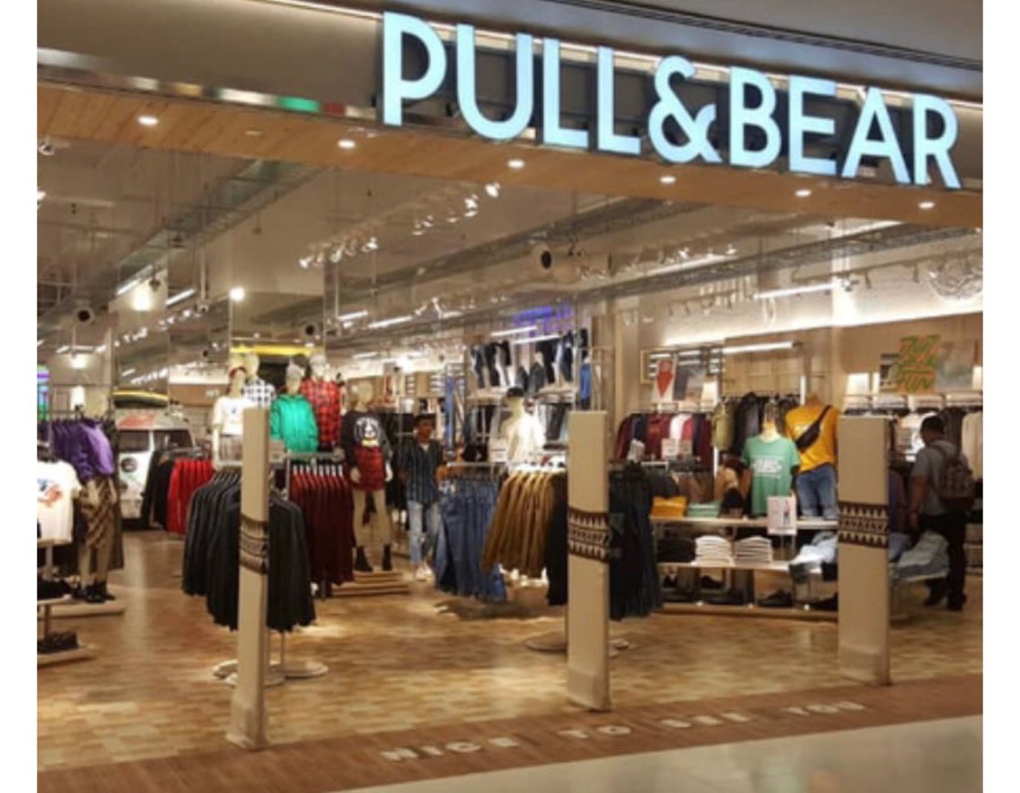 Place Pull & Bear