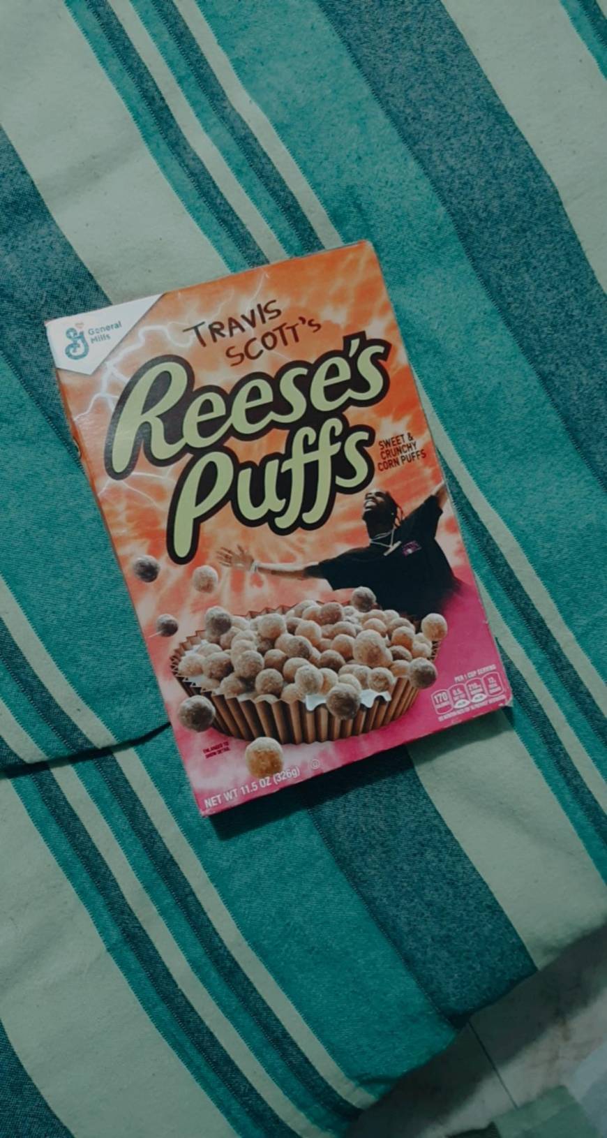 Producto Resses Puffs x Travis Scott