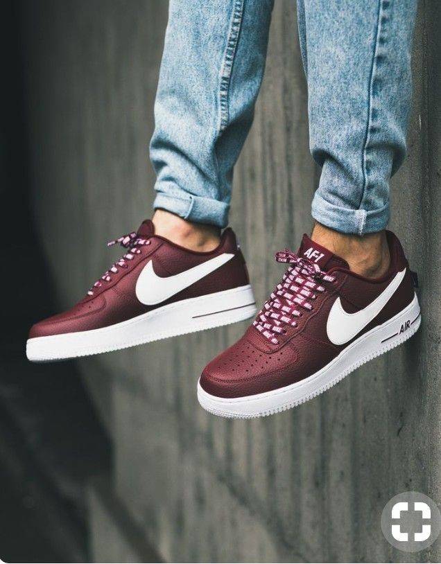 Social Nike