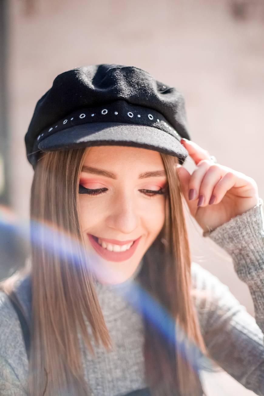 Producto BLACK BERET WITH PRETTY DETAILS