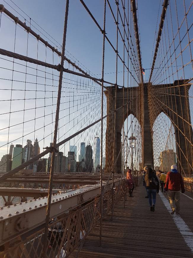 Place Brooklyn Bridge