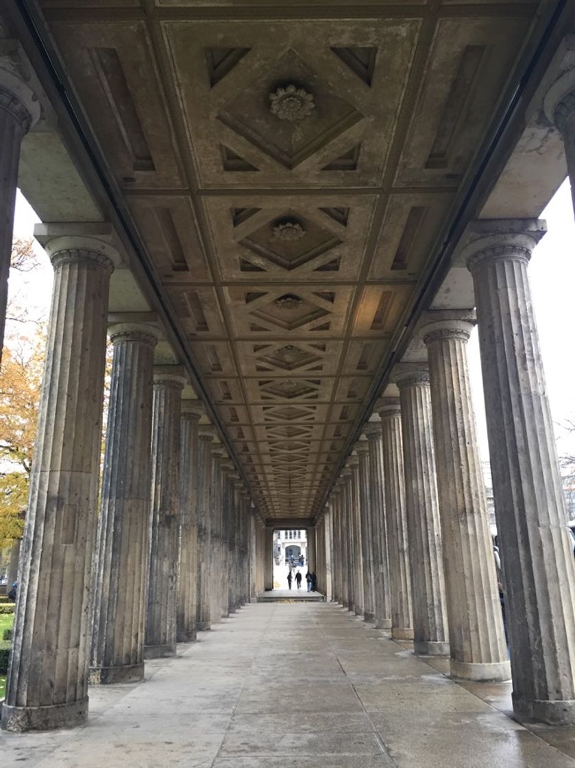 Place Antigua Galería Nacional de Berlín