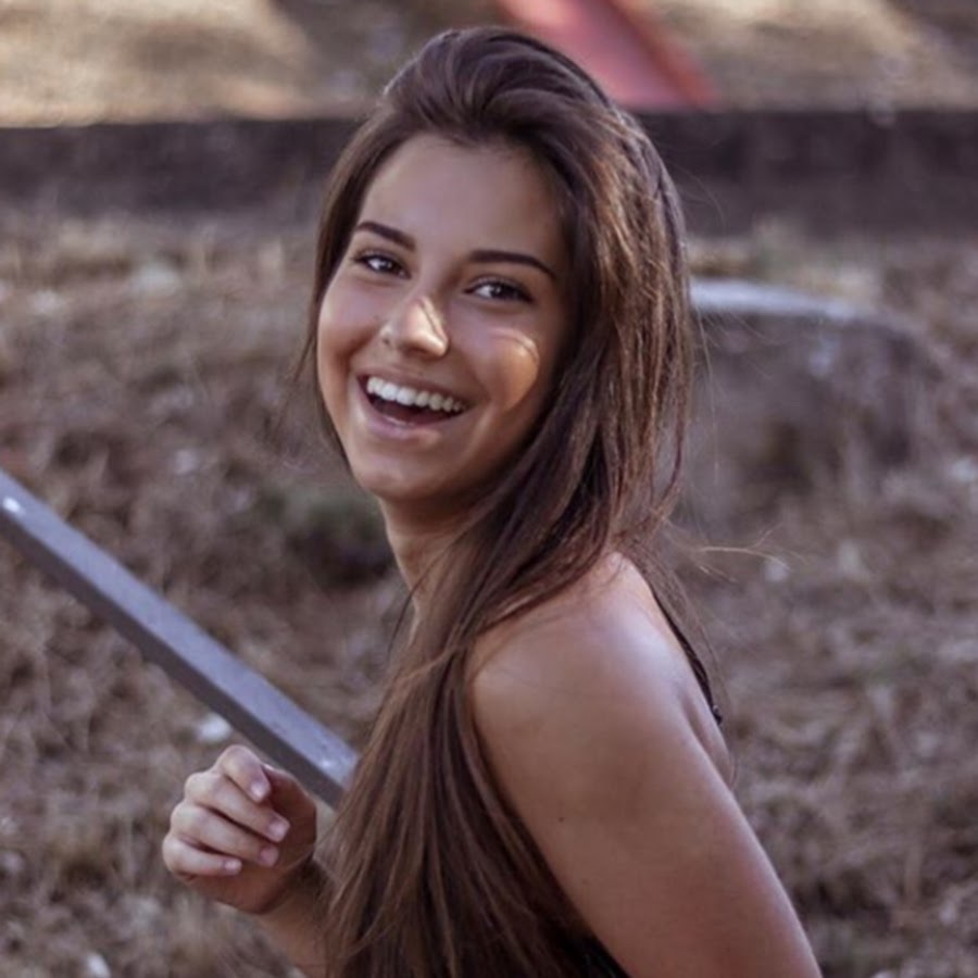 Carly Santos