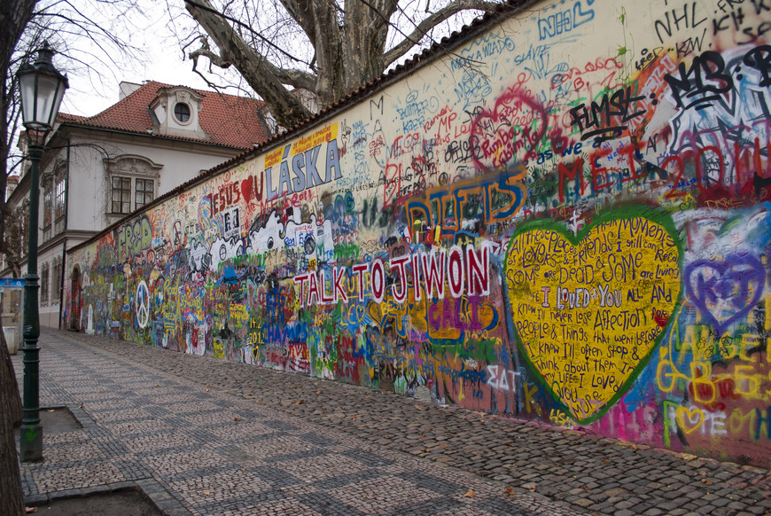 Lugar John Lennon Wall