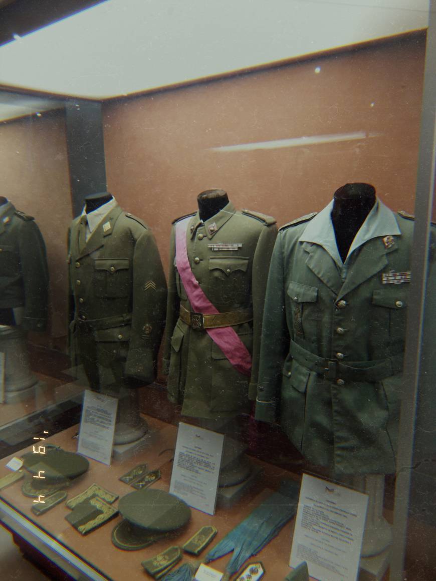 Lugar Museo Histórico Militar de Sevilla