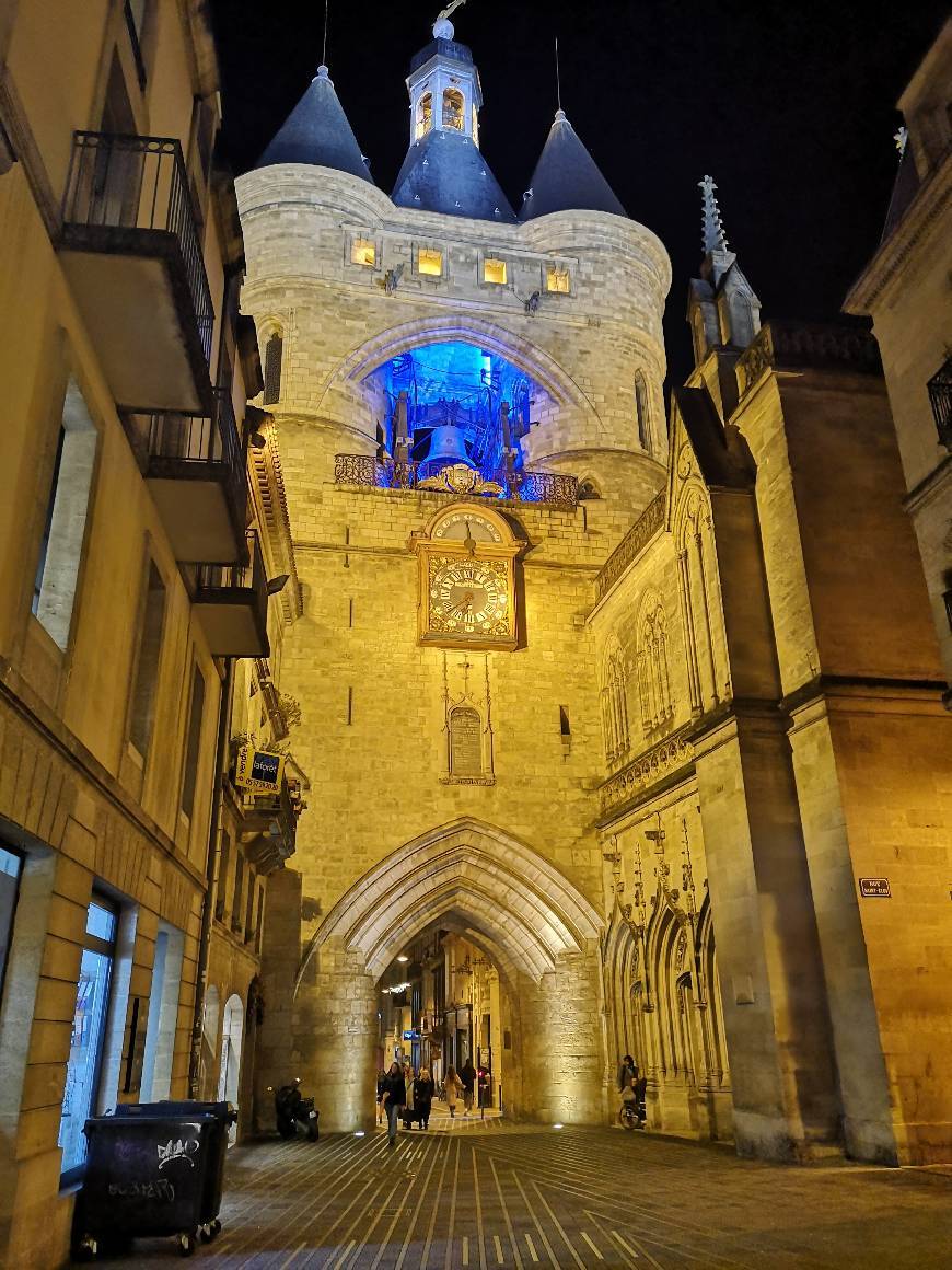 Place Grosse Cloche