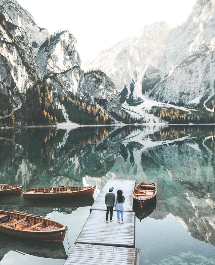 Place Lago di Braies