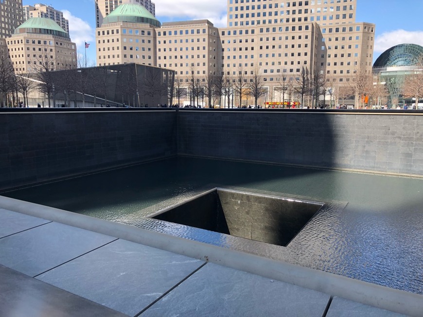 Lugar 9/11 Memorial