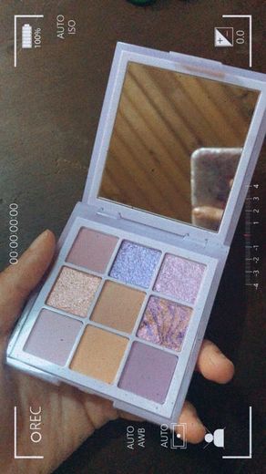 Huda Beauty
Pastel Obsessions - Lilac 