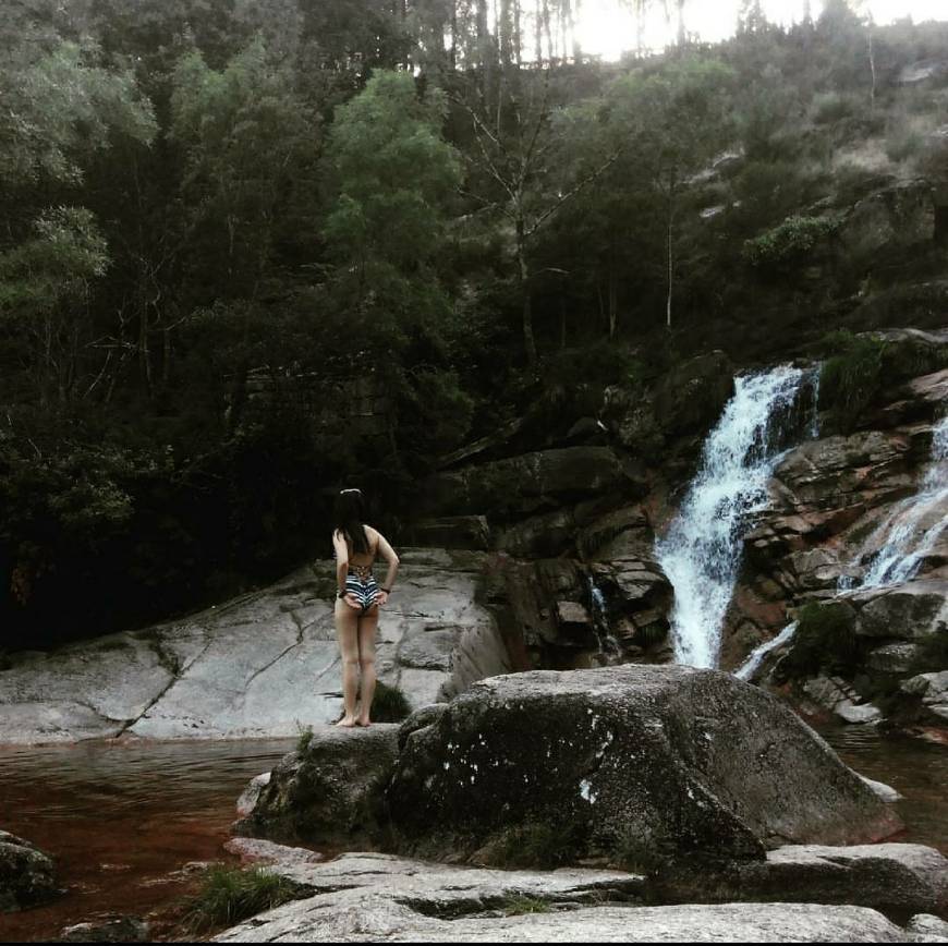 Lugar Cascata do Arado