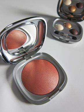 Social Arctic Holiday Baked Blush