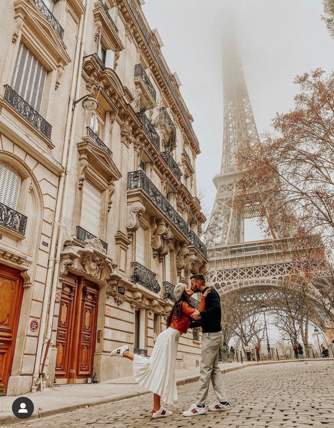 Place Torre Eiffel 