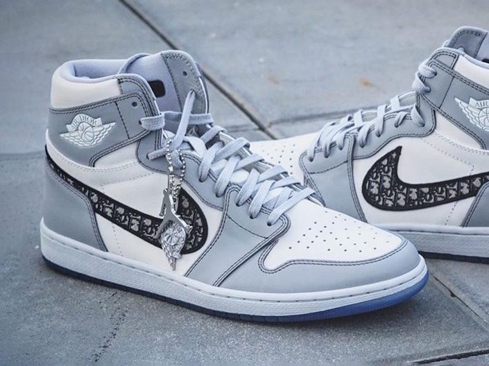 Social Air Jordan 1 High OG Dior