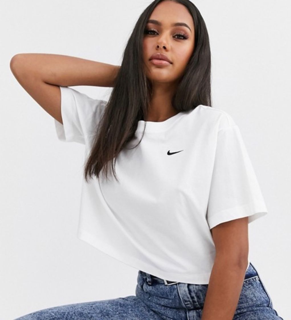 Social Camiseta corta blanca con logo pequeño de Nike