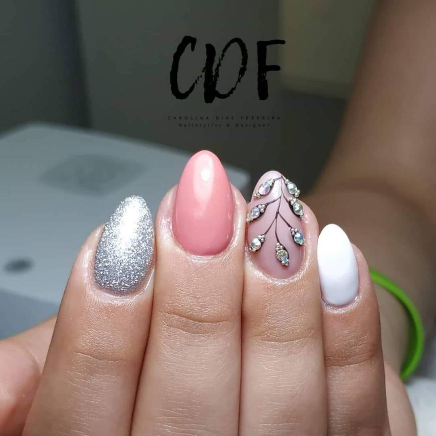 Nailss