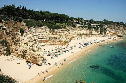 Praia da Cova Redonda