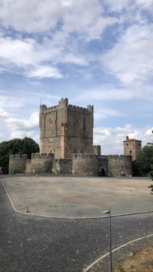 Place Castelo de Bragança