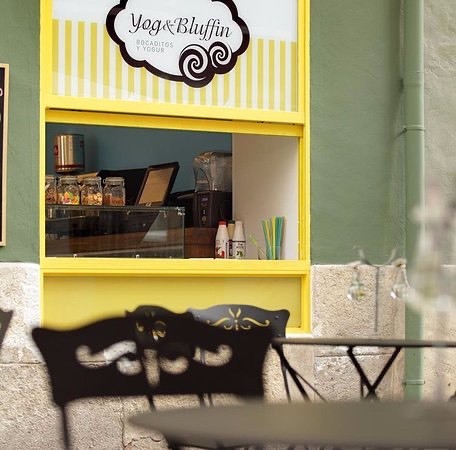 Restaurantes Yog & Bluffin