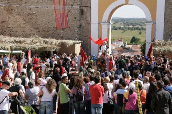 Fashion Feira Medieval Avis