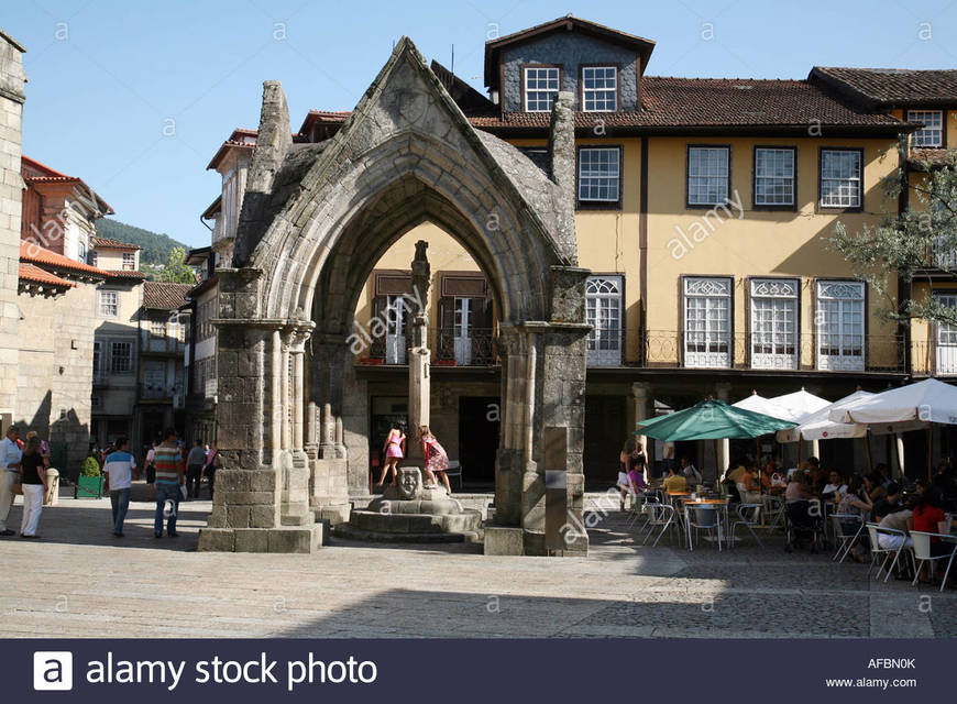 Lugar Largo da Oliveira