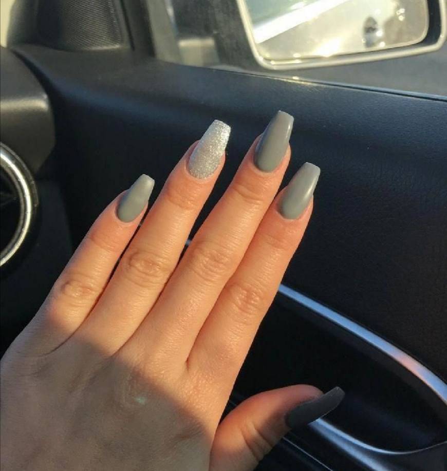 Moda Unhas Grey