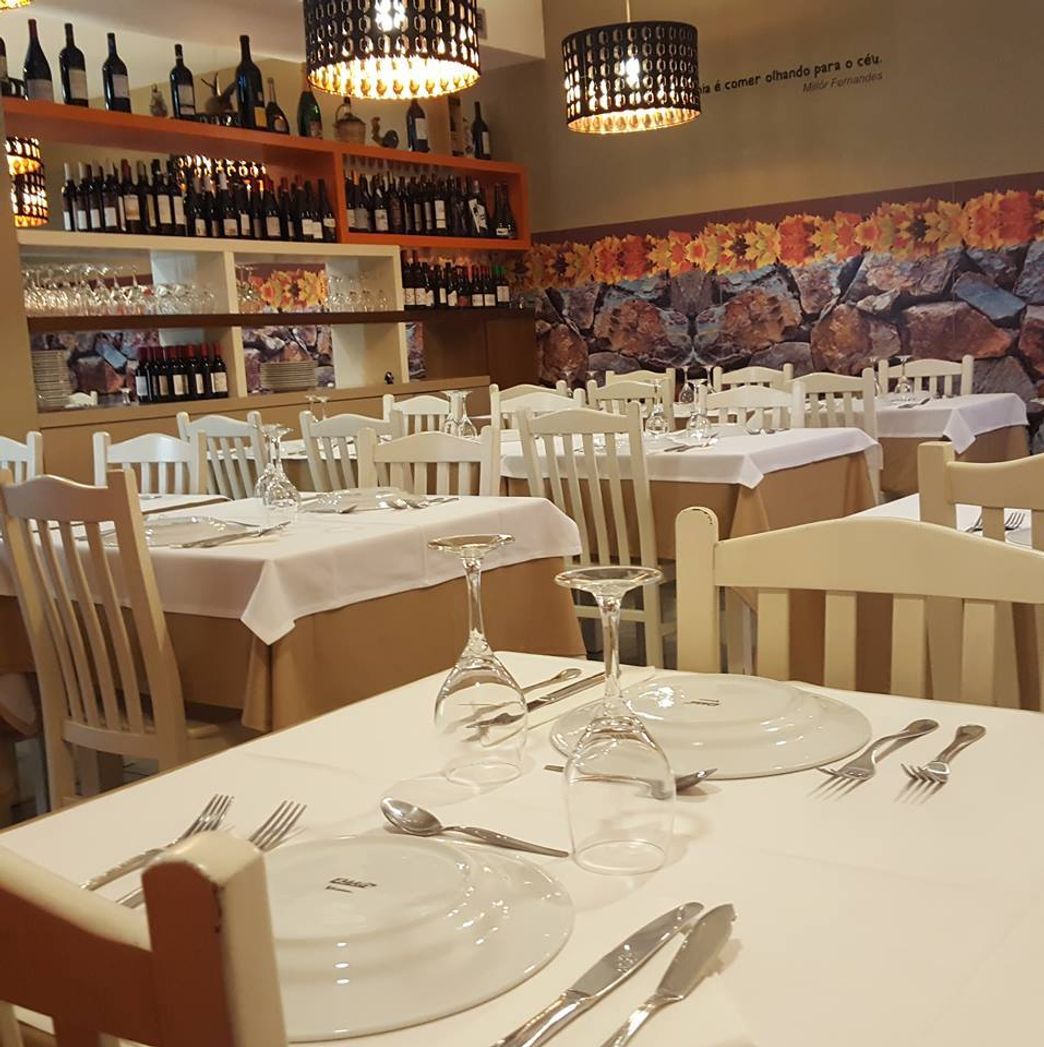 Restaurantes Restaurante Cantinho dos Frangos